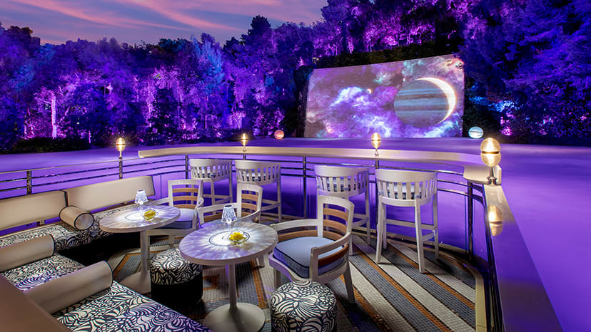 Aft Cocktail Deck | Outdoor Cocktail Bar | Wynn Las Vegas